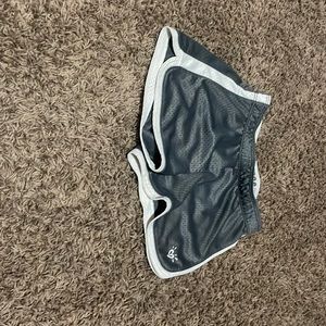 size:7-8 in girls! color: gray!